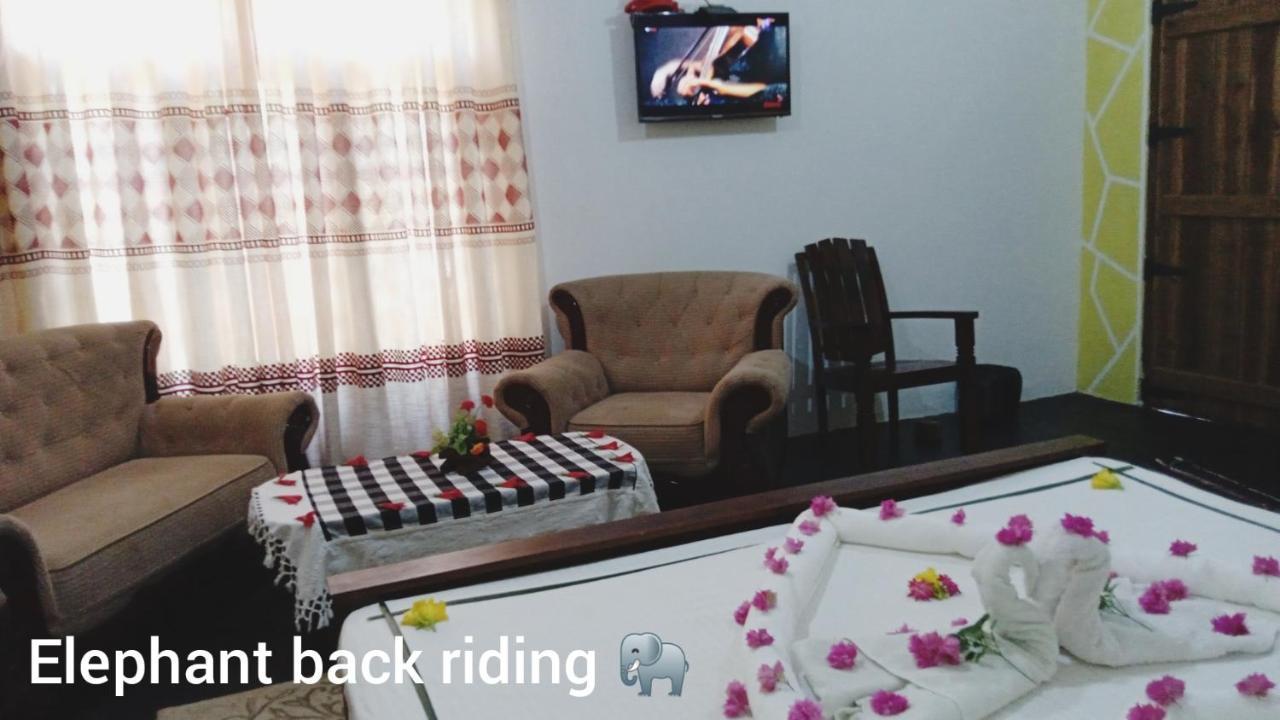 Oleena Home Stay Habarana Dış mekan fotoğraf